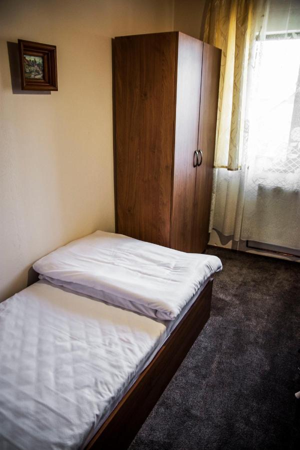 Casa Comfort Кимпулунг-Молдовенеск Екстер'єр фото