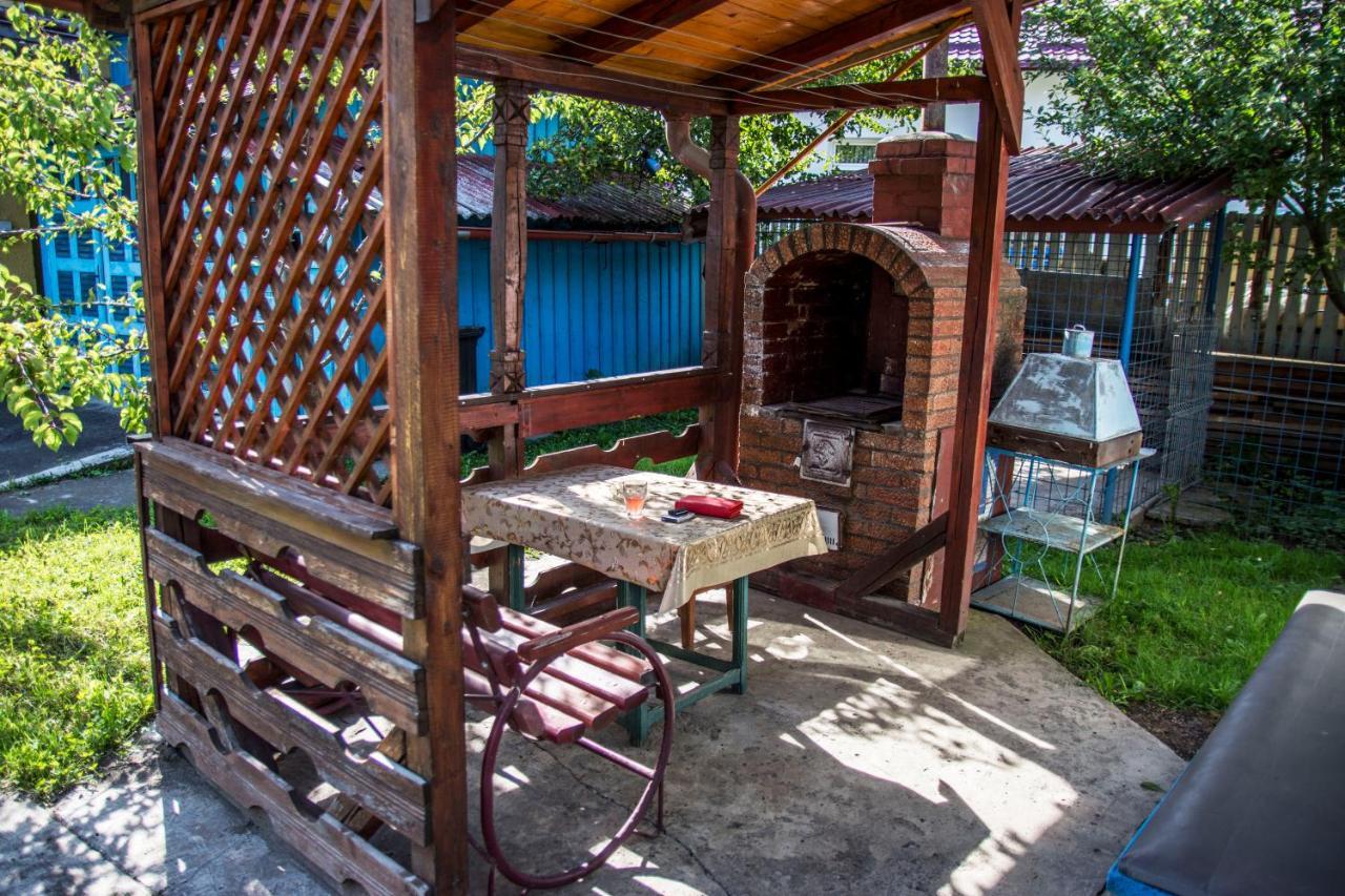 Casa Comfort Кимпулунг-Молдовенеск Екстер'єр фото