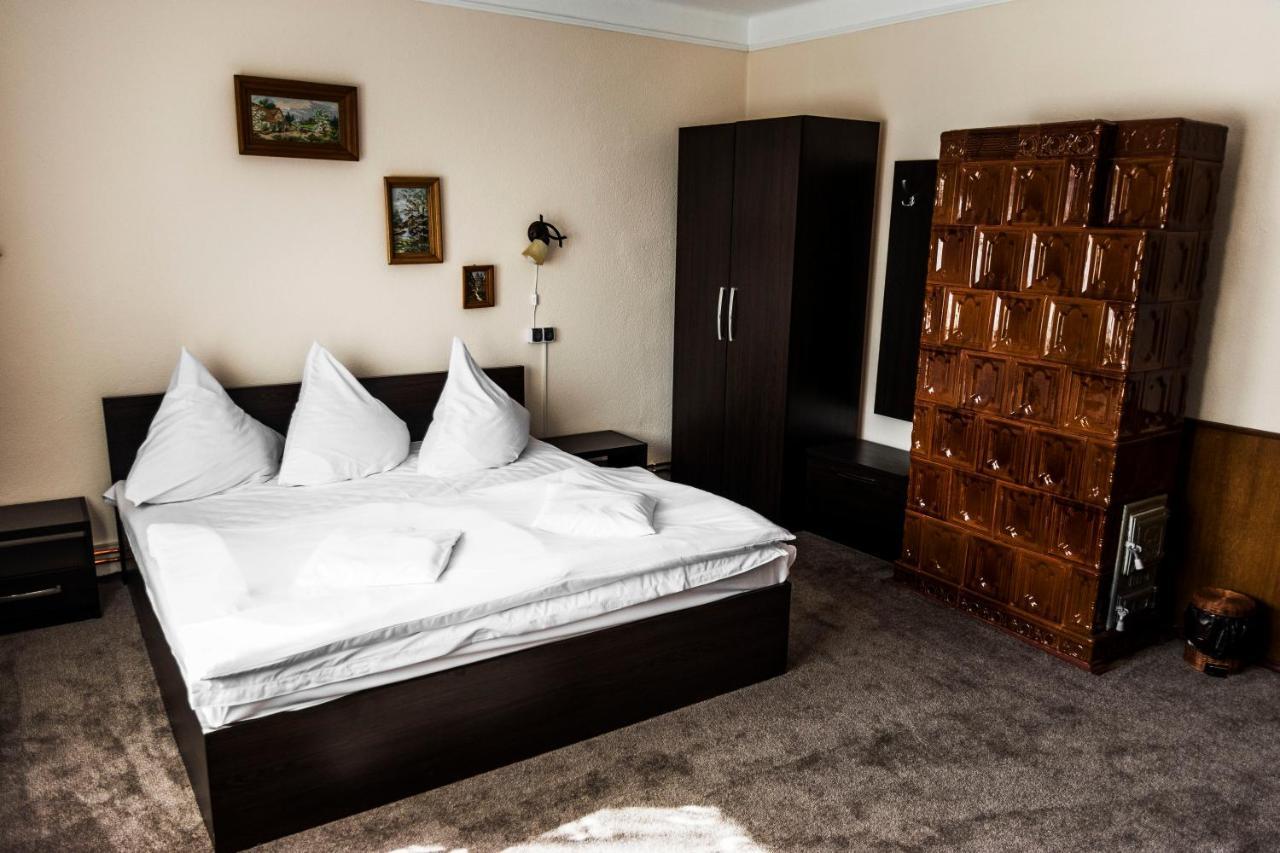 Casa Comfort Кимпулунг-Молдовенеск Екстер'єр фото